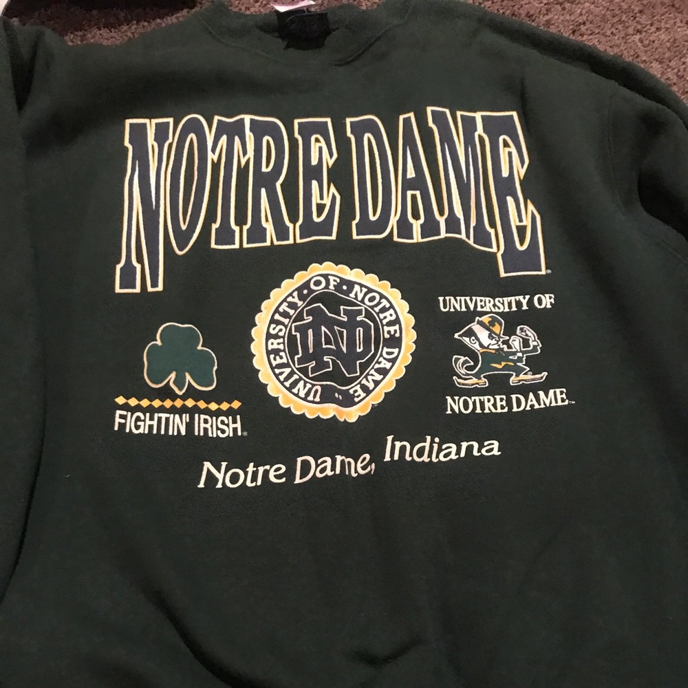 Notre Dame vintage Sweater